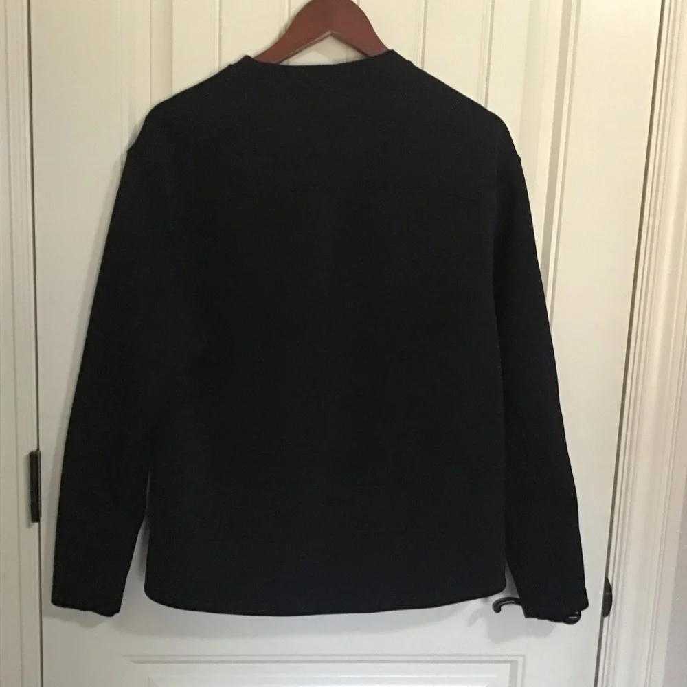 Lululemon Black Nylon Blend Crewneck Shirt Size 8.